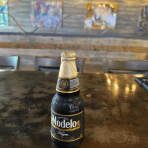 Import Negra Modelo